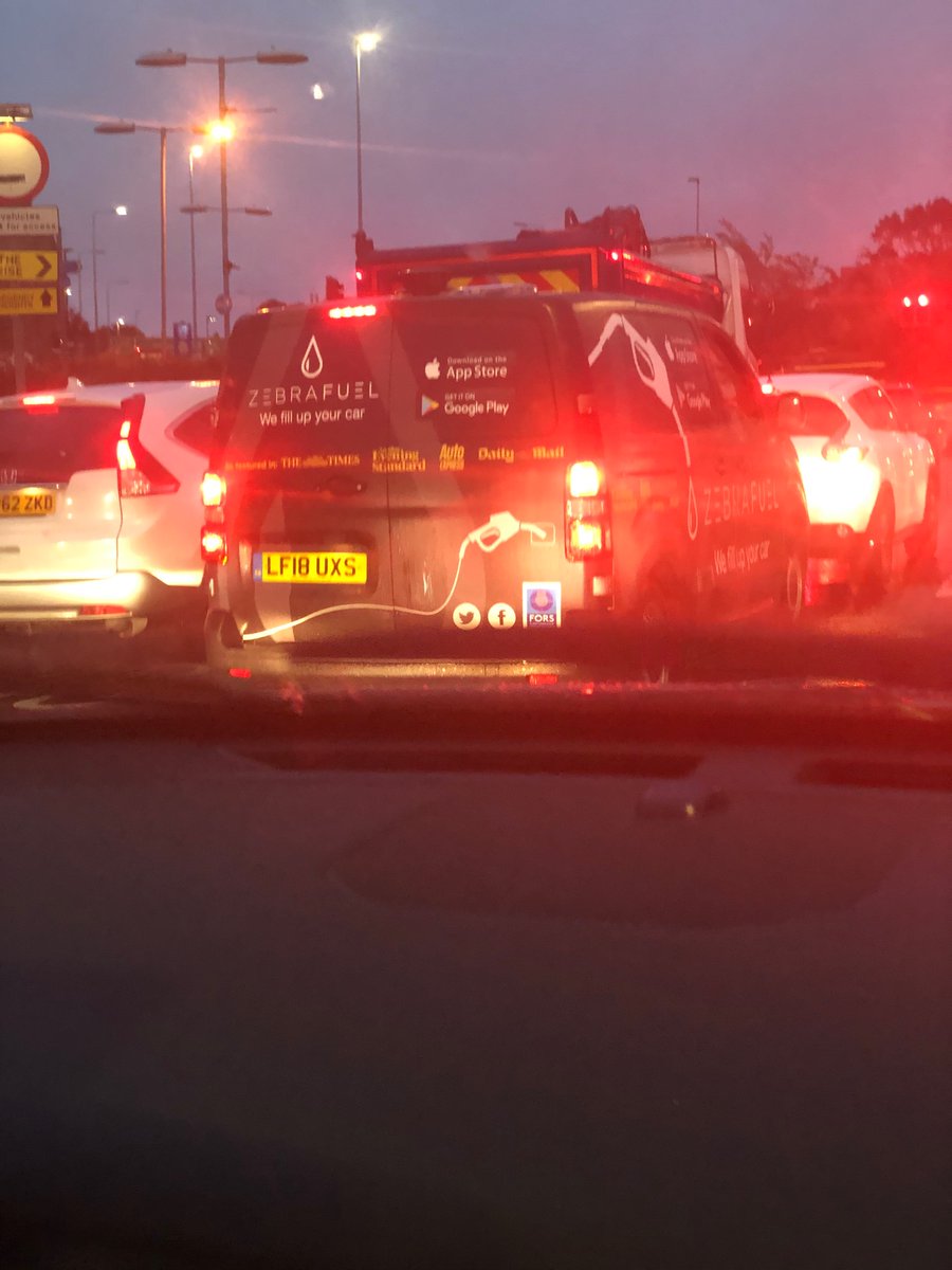 edlea's tweet photo. @sammachin @MatthewHarrold The Zebra fuel trucks all had UK plates https://t.co/fUz09t6iwB