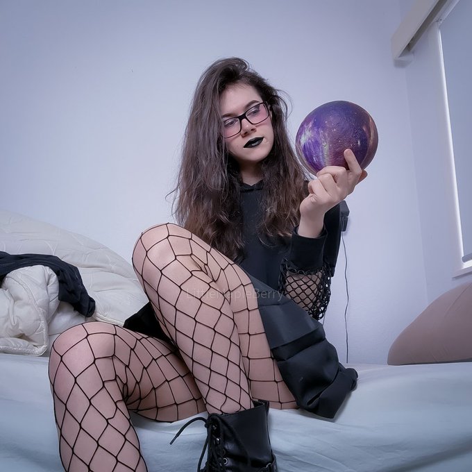 Globe thing Follow me on insta, link in comments 🥺 https://t.co/AIOB9pRDdY<a href="/tag/mvsales"class="tags"><span>#mvsales</span></a><a href="/tag/mvtrans"class="tags"><span>#mvtrans</span></a>