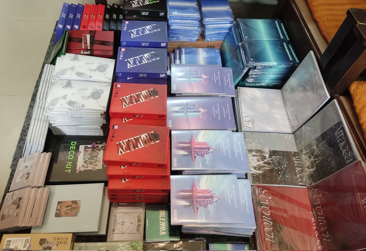 Legit ✔️ Shops Collab Giveaway!🏆
5 winners of Random Unsealed Albums in the Pic!🥳

📝MECHANICS
— follow us, <a href="/aeshoppe_ph/">AESHOPPE PH 💟</a>
<a href="/_Seouluvit/">SeouLuvIt</a> @StargazingPH @MaDistrict_PH <a href="/allseoulscart/">Miss H | LF PREMIUM ACCOUNTS RESELLER</a>

Like, Rt, &amp; Mention 5 moots
—no proof no win
—unlimited entry 
—ends June 30

Goodluck everyone!🤩