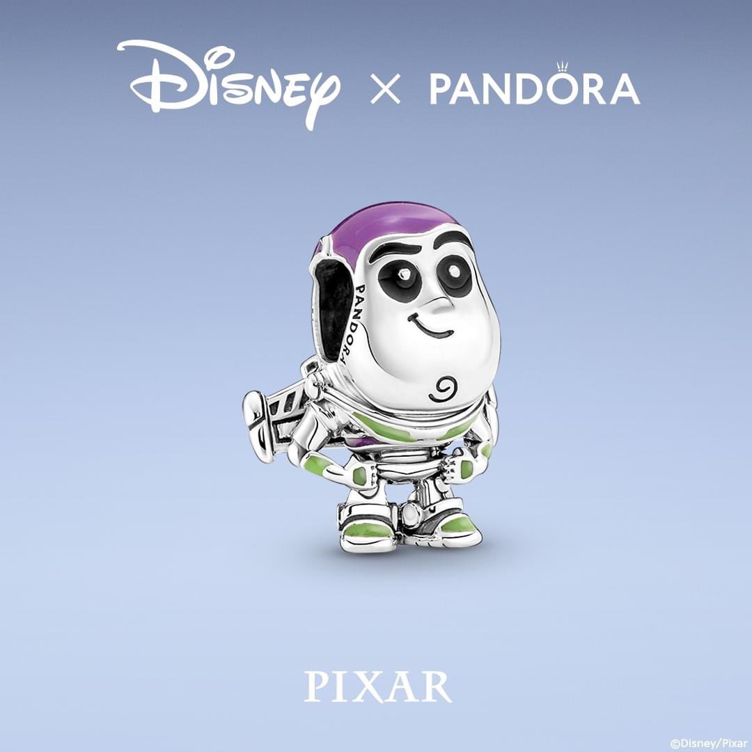 BubblesxMakeup's tweet photo. disney x pandora 🥹💘 น่ารักมากกกกก https://t.co/lJzkg0SVoO