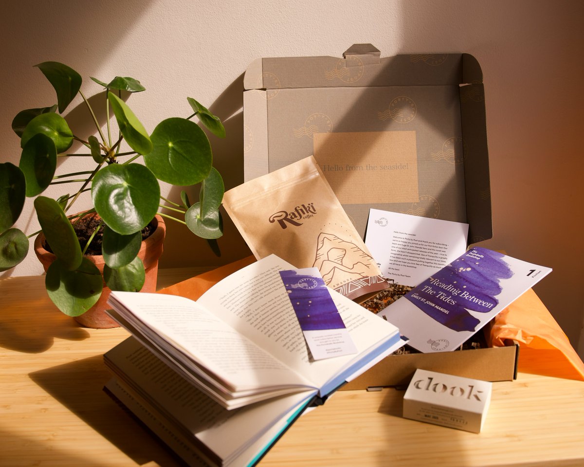 PortyBooks's tweet image. 🌟GIVEAWAY TIME🌟In celebration of #IndieBookshopWeek we are giving you the chance to win a 3 month Porty by Post fiction subscription! To enter, just like and retweet this post and make sure you are following us! Ends 20/06/22📚