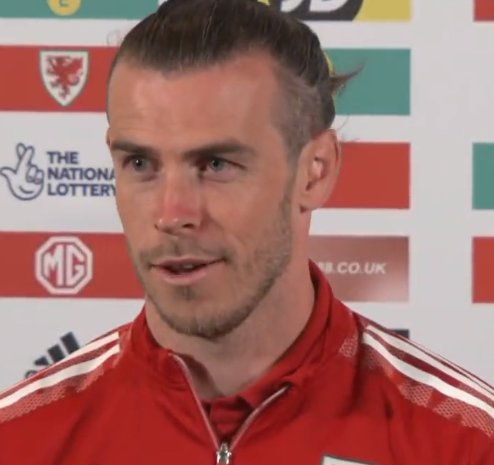Aston Villa está interesado en Gareth Bale. Cardiff City, le envió una oferta de contrato por 2 años + 1 año adicional al Galés. 🏴󠁧󠁢󠁷󠁬󠁳󠁿⏳
