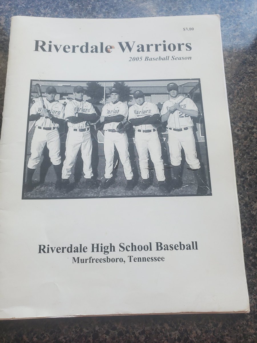 RHS_SID's tweet photo. Did ya know @Murphtrack used to be the Leaf Blower Technician at @WTJonesField ?  2005 @RDaleBaseball Program.

He had to be retired. 😀 Kept pulling the rope out. Now @_TheReservation has that title.  

Leaves and debris from 35 mph winds yesterday. https://t.co/Sy3LkBkrgv