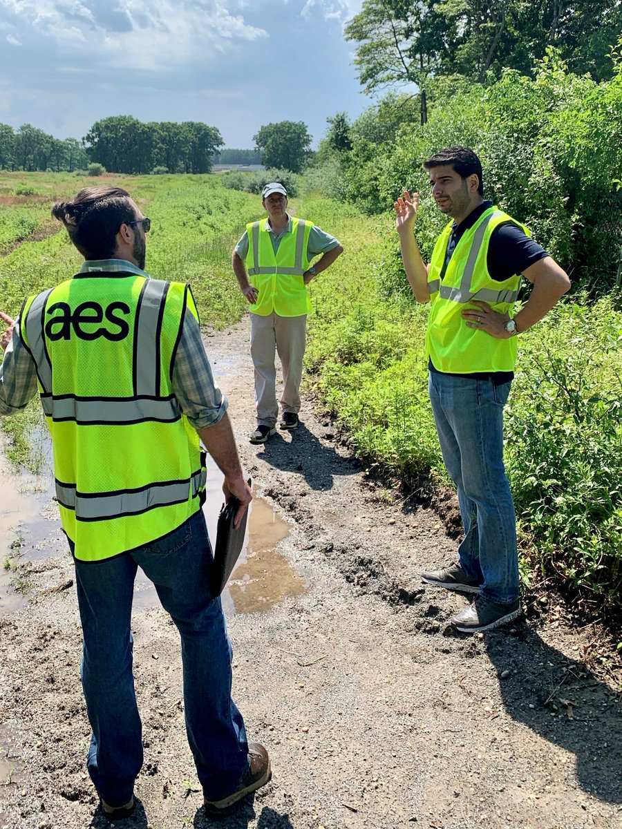 NYSORES's tweet photo. @NYSORES Executive Director @HoutanM and team are conducting a site visit on Long Island with @TheAESCorp for Riverhead Solar 2 to move this project towards construction. https://t.co/oUf1qyMGAp