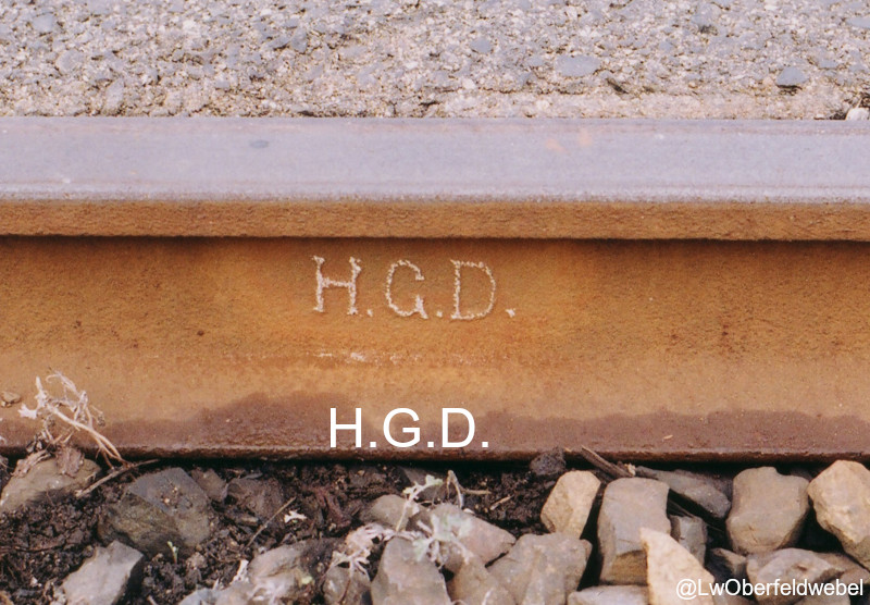 LwOberfeldwebel's tweet photo. 米CARNEGIE製
製造年月 1911(M44)年2月
断面形状 60ポンドASCE
発注者 H E T Co(Hiroshima Electric Tramway Co)
ベルギーOUGREE製
製造年月 1922(T11)年7月
断面形状 60ポンドASCE
発注者 H.G.D.(広島瓦斯電気)
#古レール #アメリカ #カーネギー #CARNEGIE #ベルギー #ウグレー #OUGREE https://t.co/mLTesbSXH2