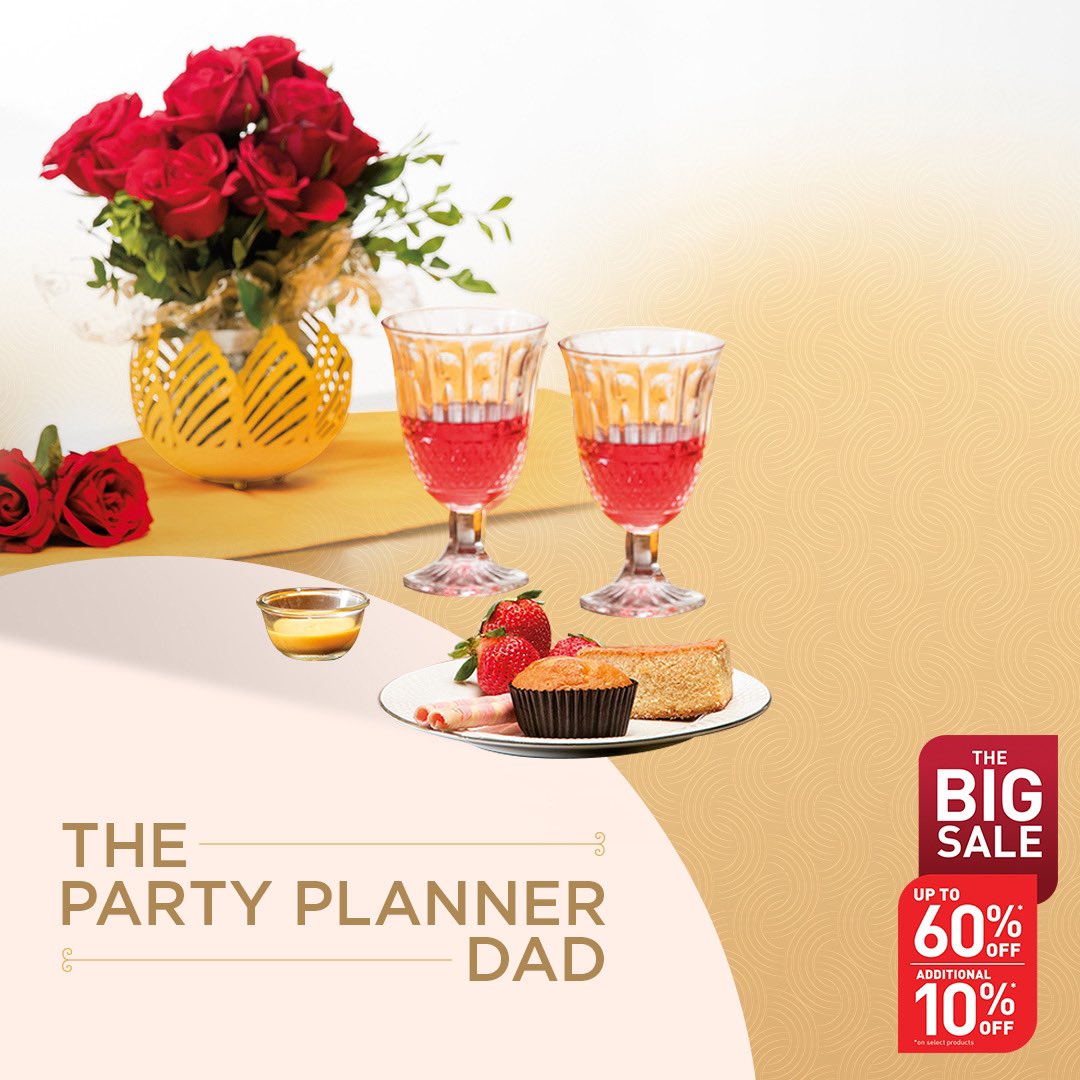 Nilkamal_Homes's tweet photo. He is the host with the most, the life of any party - especially the one he throws. He makes sure everyone has a great time and the party is a success as always.
#ThePartyPlanner #PartyPlanner #PartyDad #FathersDay #Dad #NilkamalAtHome #ChangeIsBeautiful #WhoHasYourBack https://t.co/JQSBTrnX5o