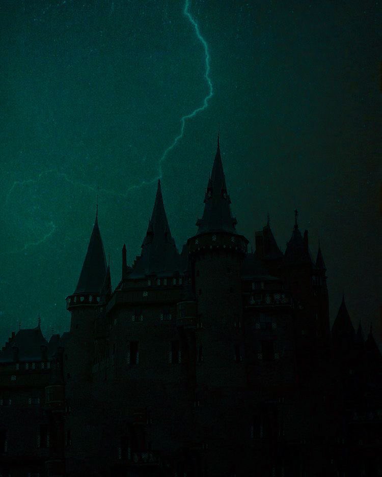 0URLEGACY's tweet photo. ⠀   
⠀   
. . . 𝐄𝐕𝐎𝐋𝐔𝐓𝐈𝐎𝐍 𝐃𝐔 𝐂𝐎𝐍𝐓𝐄𝐗𝐓𝐄. 
                          18.06.22

Cette nouvelle partie du contexte est à prendre en compte dans vos RPS à partir de maintenant. ✨ https://t.co/joqyK2hcD3