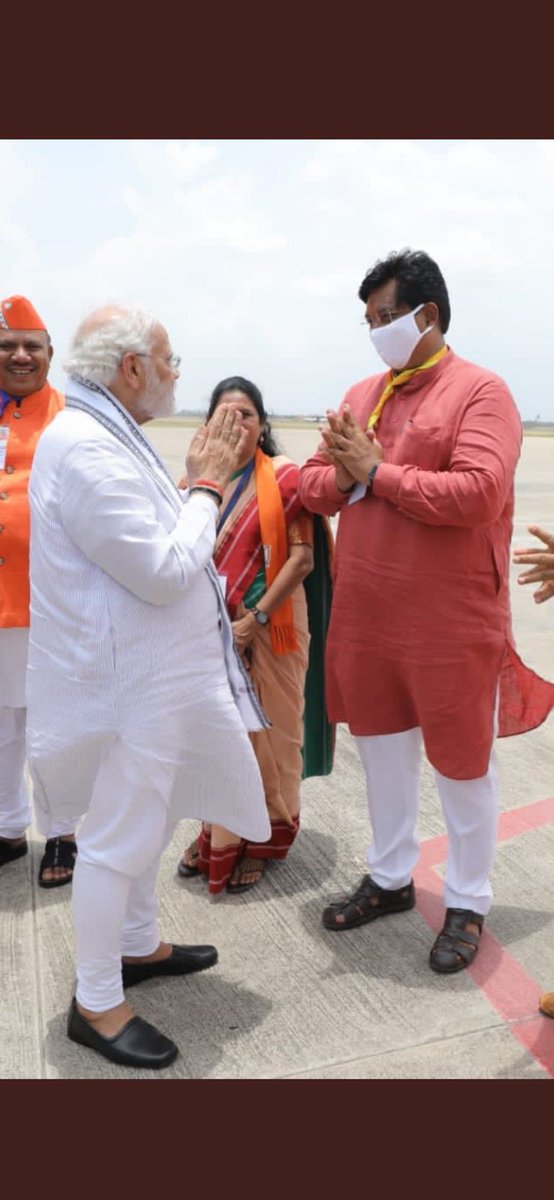 ShahManthans's tweet photo. ‘Pic Of The Day ‘

#picoftheday

@narendramodi &amp; Amitthakerbjp https://t.co/qMh8Ynbl2a