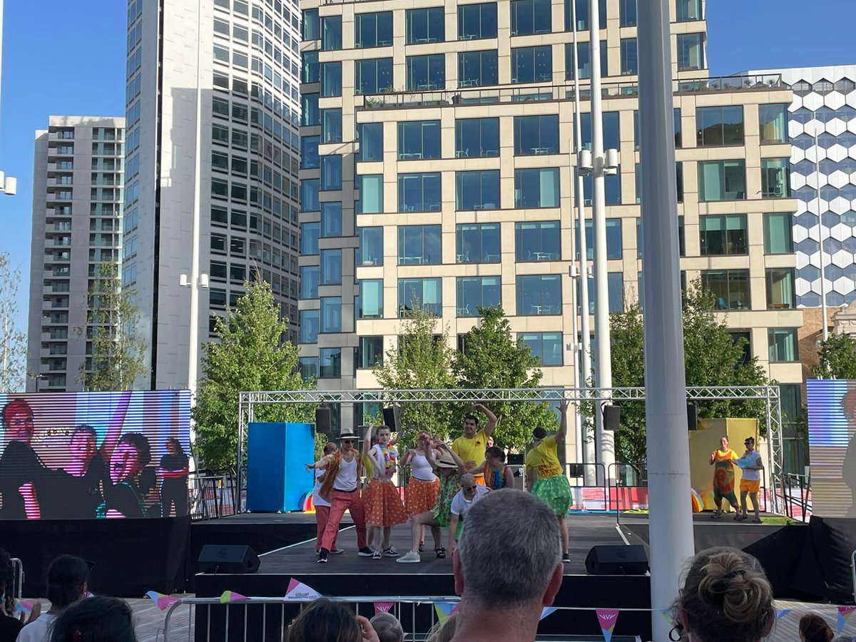 Hubbub Theatre (@hubbubtheatre) on Twitter photo Opening <a href="/BhamDanceFest/">Birmingham International Dance Festival</a> #HubbubClub Dance Party! Hot hot hot!!! #RadicalFun <a href="/ace_midlands/">ACE Midlands</a> #Letscreate <a href="/dedaderby/">Déda Derby UK</a> @DerbyTheatre <a href="/veryrareSimon/">Simon Marshall</a> @kmjproducer <a href="/jennkay27/">Jennifer Kay</a> <a href="/HailstonesSarah/">Sarah Hailstones</a> <a href="/thebreadbinman/">Omar Khan</a> <a href="/Stephanie_Wendy/">Stephanie Dunn</a> <a href="/grainger_jenni/">Jenni Grainger</a> 🧡💚💛💜🖤❤️💙💚 Opening <a href="/BhamDanceFest/">Birmingham International Dance Festival</a> #HubbubClub Dance Party! Hot hot hot!!! #RadicalFun <a href="/ace_midlands/">ACE Midlands</a> #Letscreate <a href="/dedaderby/">Déda Derby UK</a> @DerbyTheatre <a href="/veryrareSimon/">Simon Marshall</a> @kmjproducer <a href="/jennkay27/">Jennifer Kay</a> <a href="/HailstonesSarah/">Sarah Hailstones</a> <a href="/thebreadbinman/">Omar Khan</a> <a href="/Stephanie_Wendy/">Stephanie Dunn</a> <a href="/grainger_jenni/">Jenni Grainger</a> 🧡💚💛💜🖤❤️💙💚