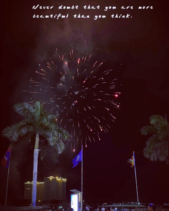 mmarch_art's tweet photo. ✨✨🎆 https://t.co/7vbffA9Kay
