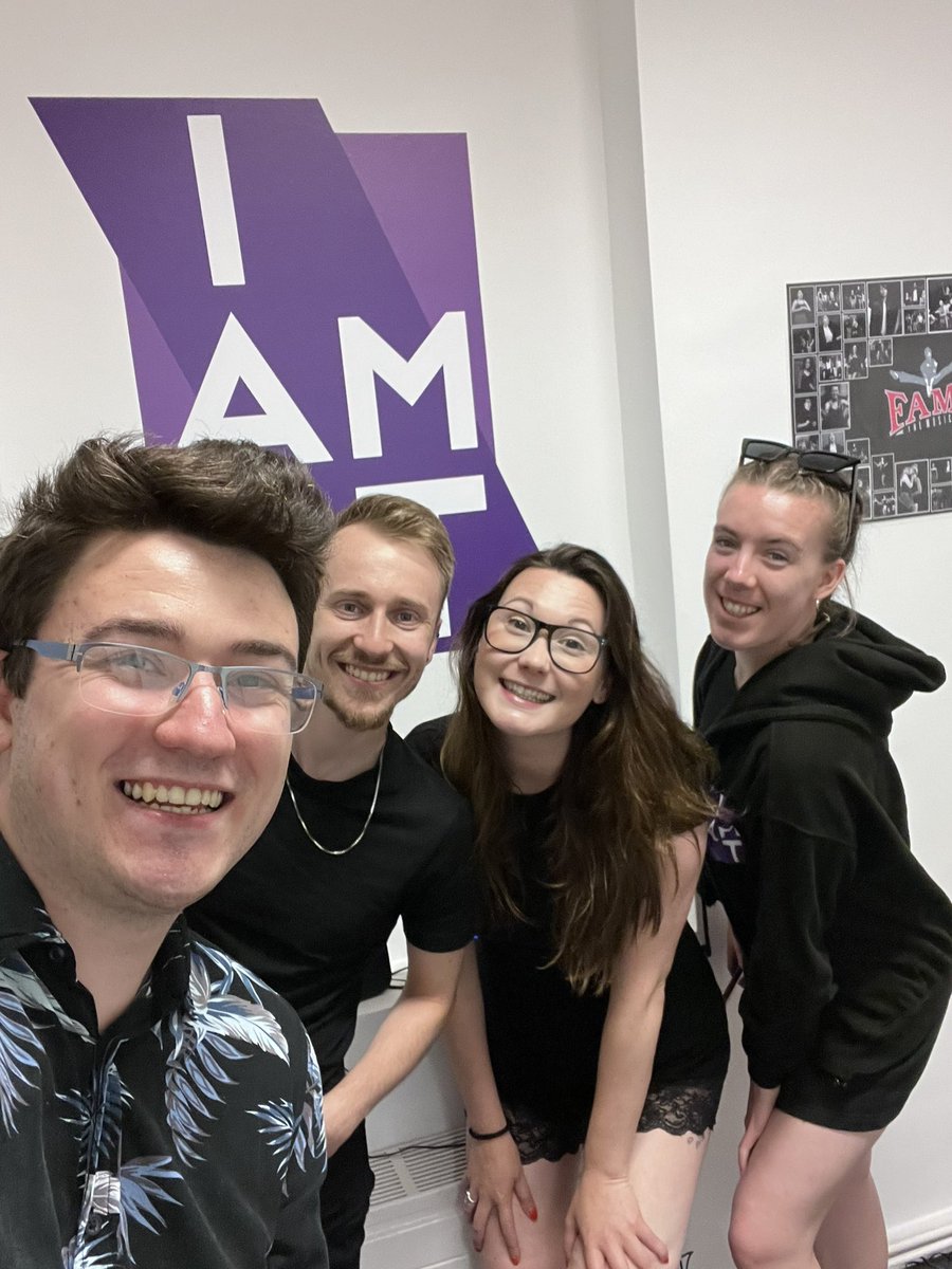 Great to chat with the team at <a href="/theofficialIAMT/">The International Academy of Musical Theatre</a>  (theiamt.co.uk)🕺💃 they are doing some fantastic things to build the skills and confidence of young people across Runnymede through performing arts 🎭