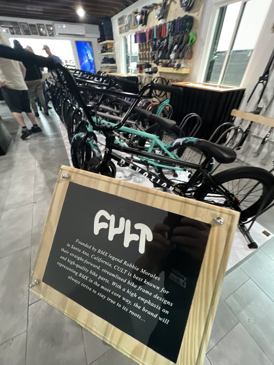 cultcrew's tweet photo. #juveehall #cultcrew https://t.co/sBOgWyW3hR