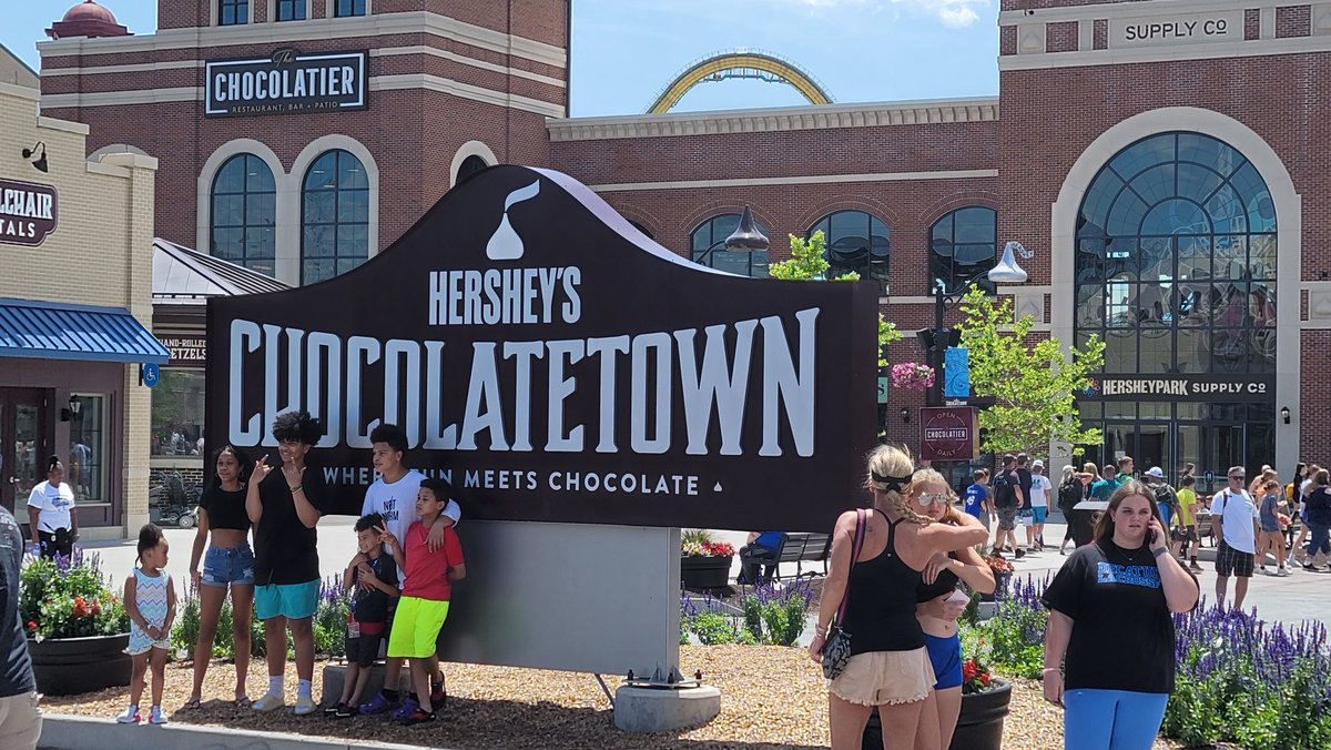 AlphaJordan27's tweet image. Having fun with @Flipside_Flow and friends!