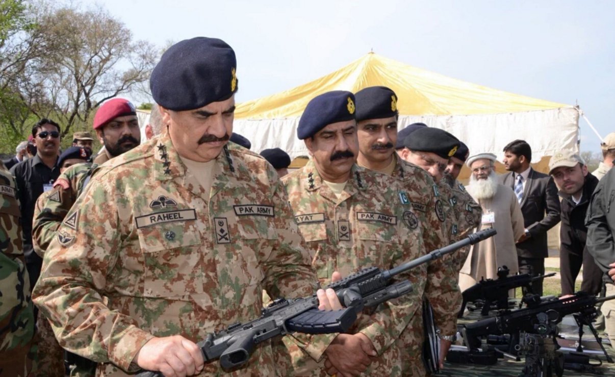 General Rtd Raheel Sharif , a real tiger .. Happy birthday to you. 