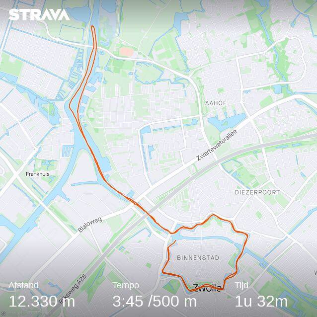 Mooi rondje knallen bij de Zwolse Grachtenrace met ⁦<a href="/Zuyderzeeroeier/">Zuyderzeeroeiers</a>⁩ ⁦<a href="/sloeproeienNL/">Sloeproeien Nederland</a>⁩
strava.app.link/vkd1EAOHXqb