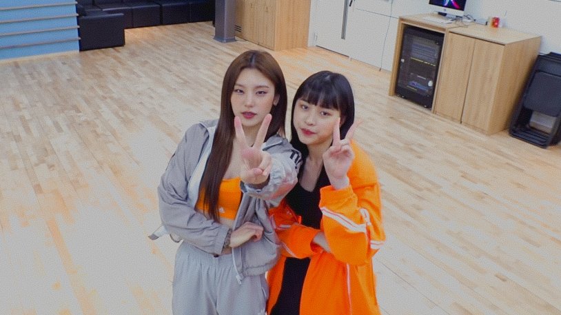itzy_shots's tweet image. cuties
