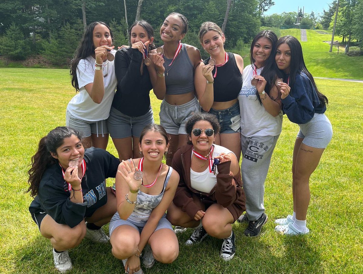 melissacavins's tweet photo. Iโve been a bit more active on Instagram (@rphs_scarlets) this year but wanted to tell the world that RPHS class of 2022 has been a gift! Theyโve made my first year memorable and enjoyable.โค๏ธ#whynotRP #ScarletSpotlight @RphsScarlets https://t.co/MlN40tosFo