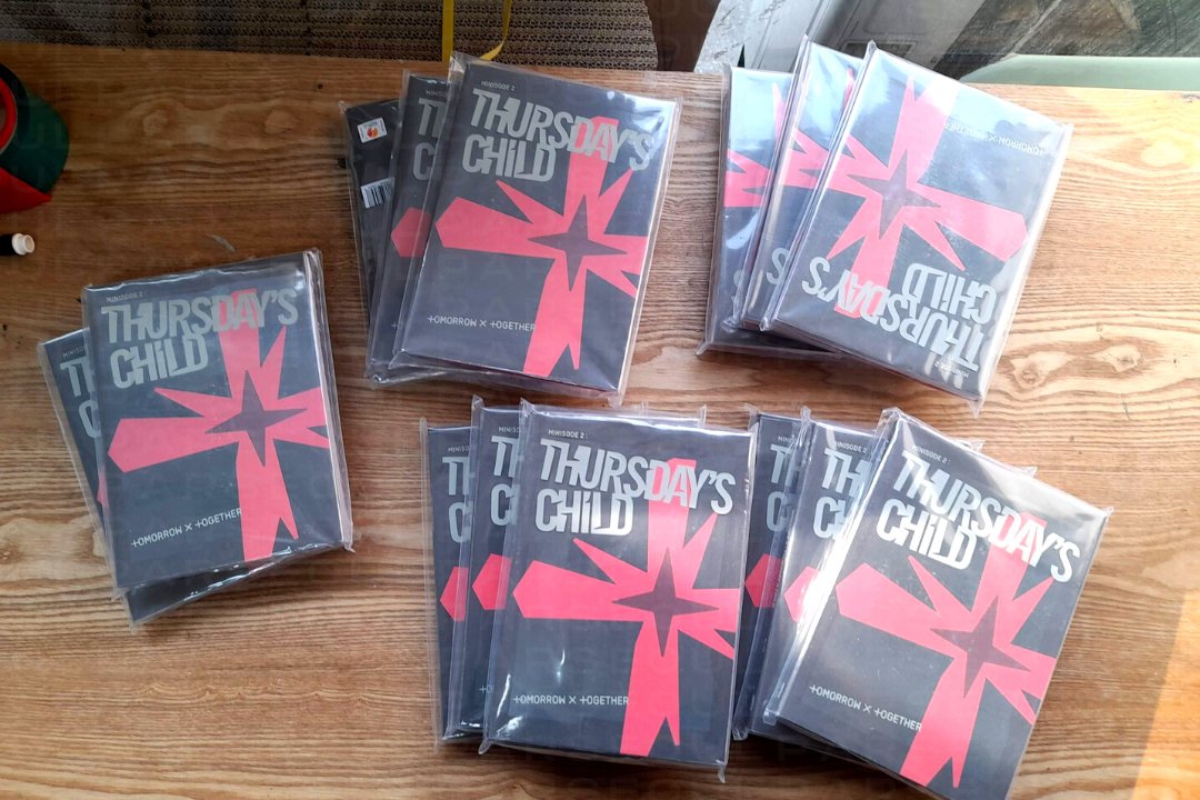 parseoul_shop's tweet photo. WTS LFB PH GO Album | Arrived at PH Cust0ms 📍

TXT Minisode 2: Thursday's Child
⭕️Sealed Php330
Mess, End, Hate versions
First Press album only

⭕️Unsealed Php125
All versions avail
Complete inclusions with member postcard
No photocards only

Order Here: https://t.co/OVnSCjNuKQ https://t.co/MWzqZJ64gK
