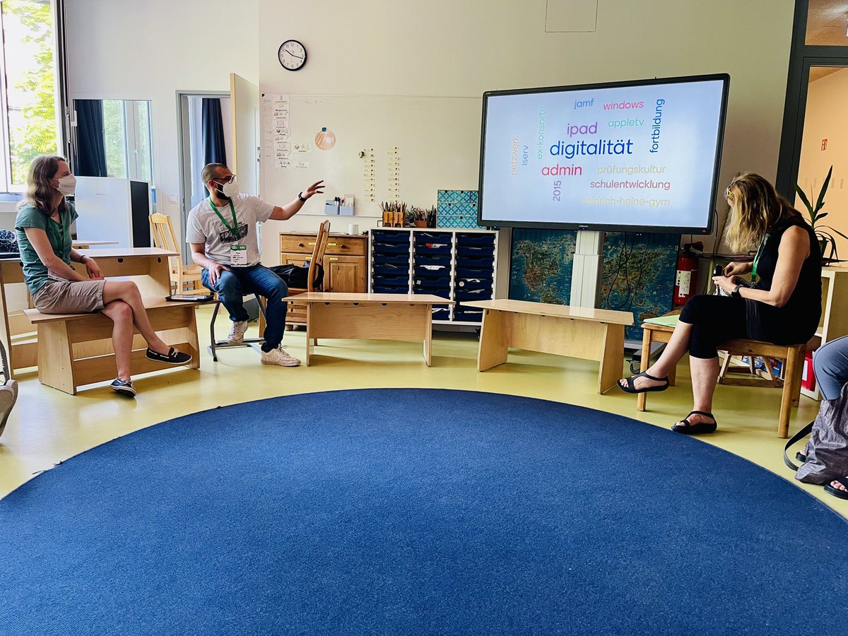 #edunautika 
Gewinnbringende Session zum Einsatz von iPads im Unterricht.
Herzlichen Dank an <a href="/isn0wman/">iSnowMan</a> 🌸.
Der Erfahrungsbericht ist unheimlich wertvoll.
#twlz 
@wulff_wulff <a href="/Jujucico/">WendieCnt</a>