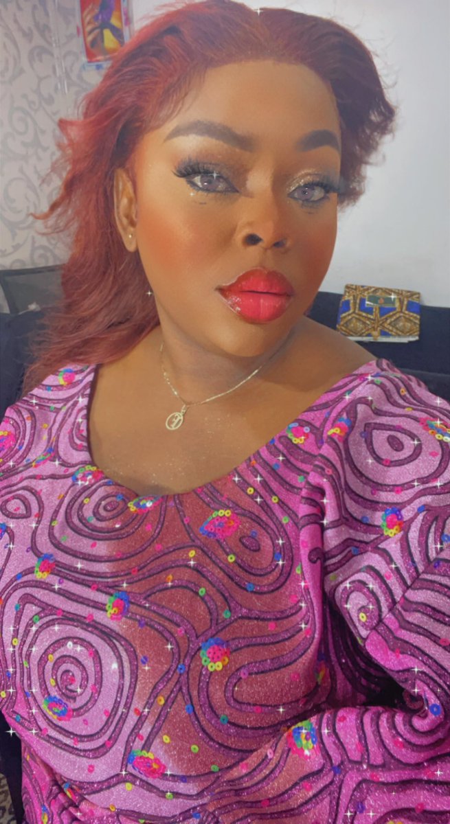 AmoriAdee's tweet photo. Barbie innit??🥰🥰🥰
Owambe Saturday 💃💃💃
#MakeupbyMyself https://t.co/dv6gTKbowN