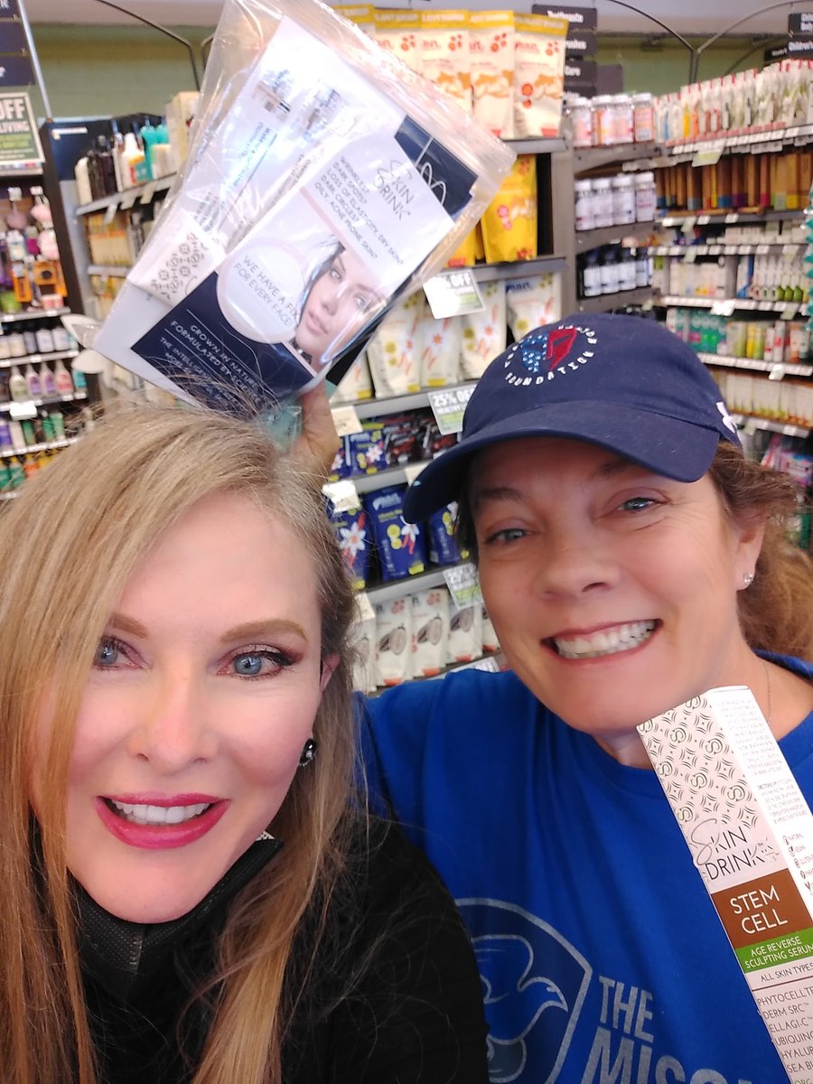 BodyDynamics1's tweet photo. I LOVE MY BRAND NEW SKIN DRINKERS! https://t.co/5NnWbdP4j7 or find a store #peptideserum #skindrink #stemcellskincare #matrixyl3000 #aloeskincare #maxzorbnutrition #megawellnesscleanse #seabuckthorn #cbdskincare https://t.co/vrrCRuLWNZ