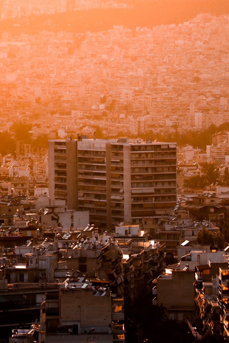 Cami_Giantas's tweet photo. Between losing my mind and finding my soul 

#clouds #sky #photography #nature #sunset #sun #weather #urban #tones #goldenhour #Athens #chasingsunsets @StormHourMark #cityscape @StormHourMark  #500pxrtg @salovesunsets @WizardWeather #EarthCapture #canon #EOS #canonphotography https://t.co/4MocHCSCcy
