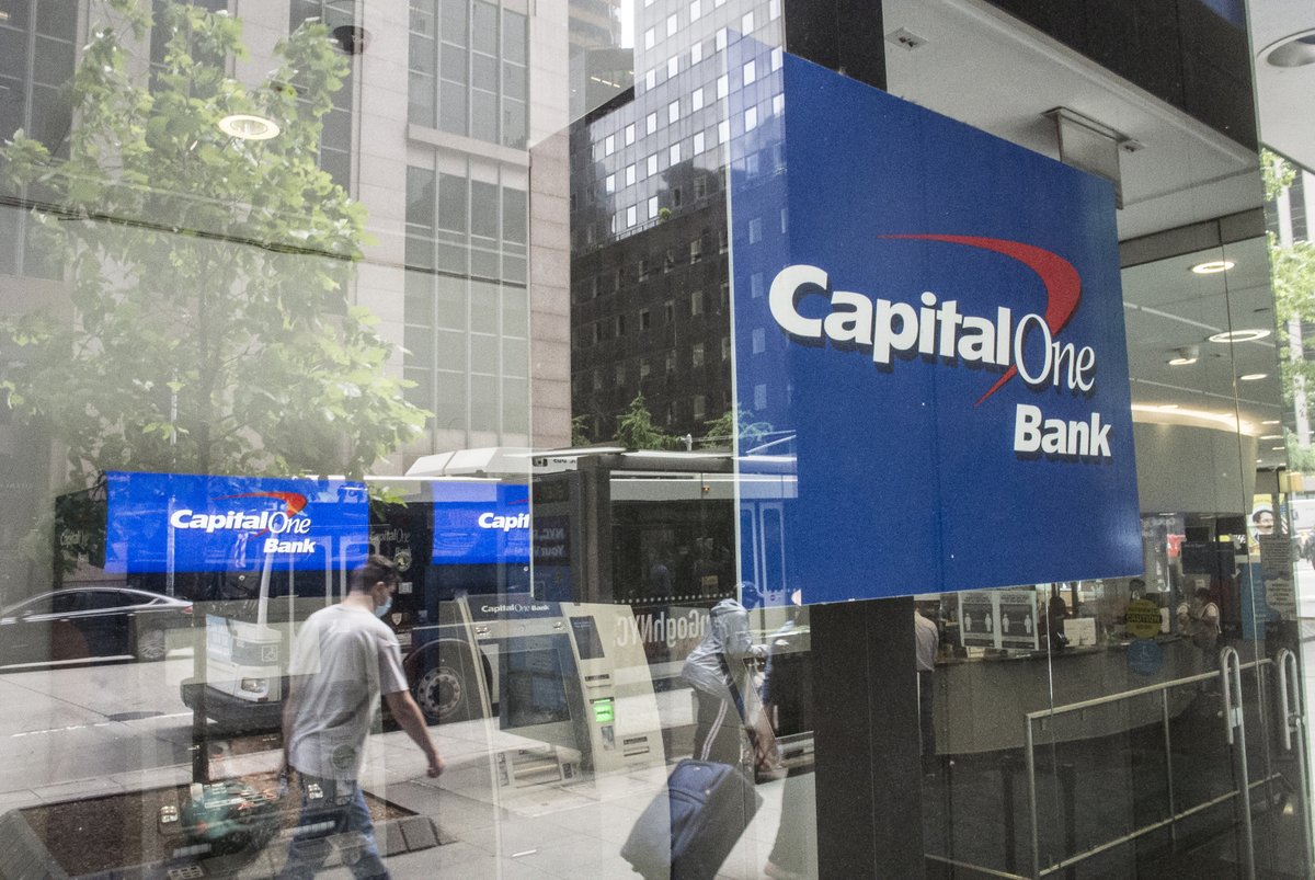 itproshow's tweet photo. Former Amazon engineer convicted in 2019 Capital One data breach  https://t.co/tN6as09HCe https://t.co/sptypRNNYE