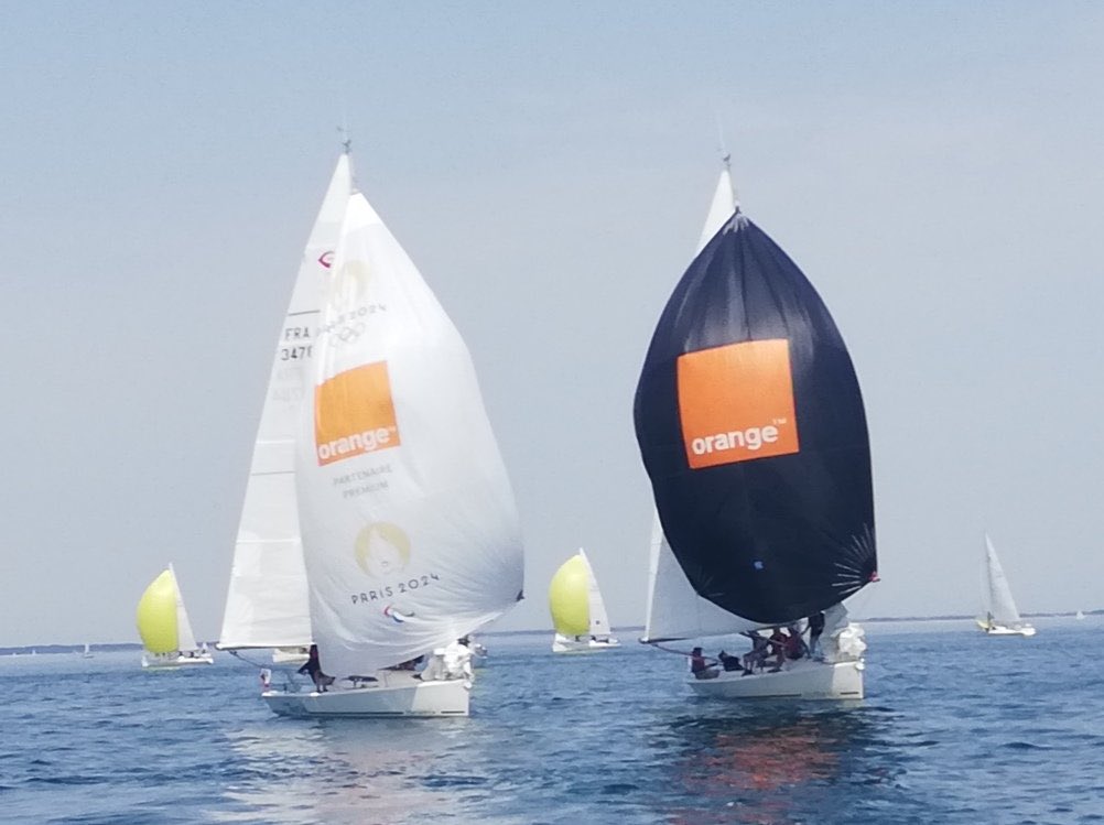 pldeguillebon's tweet photo. Très fier d’arborer le spi du partenariat @Orange @Paris2024 à l occasion de l’#ArmorCup2022 cc @Cheydema @fabiennedulac @BeaMandine @gsirvenvienot @ArmorCup https://t.co/glNlsxptyI