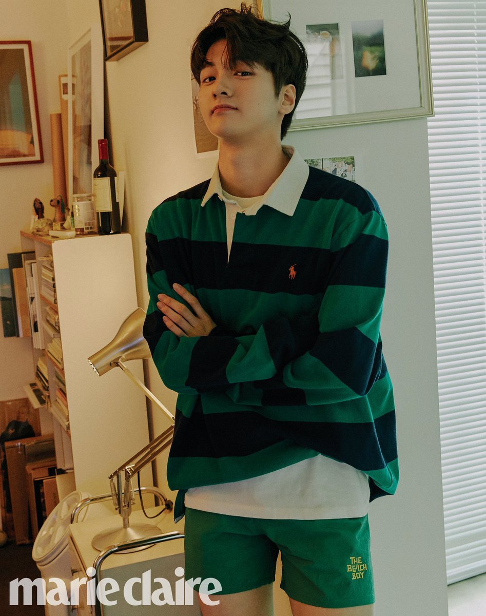 IjunhoU's tweet photo. 똑같은 옷은 아니지만..비슷해서..
사진 사이에 2년 있어요 https://t.co/J5yw9HpxzM