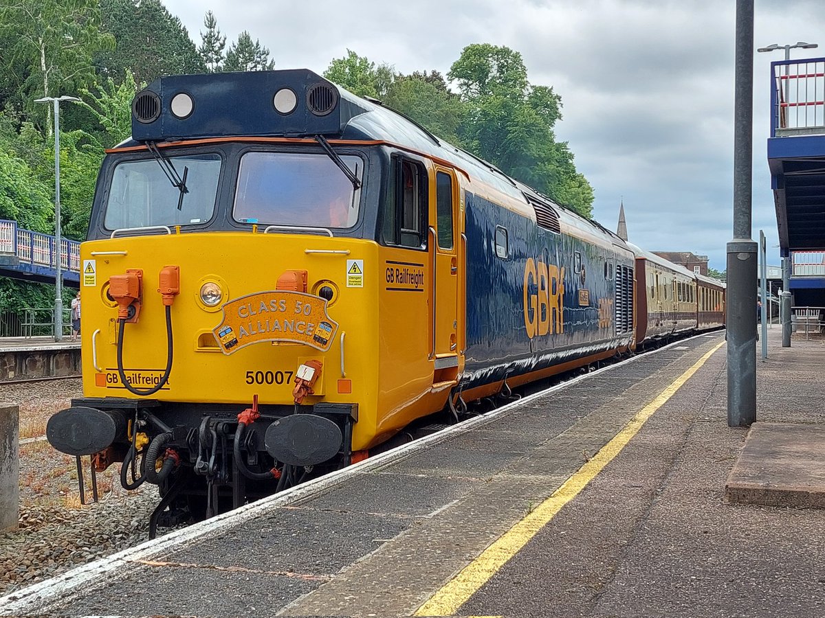 A 50 hammering up the hill from St Davids into Exeter Central then off towards London... so synonymous with my childhood I feel quite emotional about seeing it happen again just now with <a href="/thefiftyfund/">The Fifty Fund</a>'s 50007 Hercules on <a href="/UKRailtours/">UK Railtours</a>' Devon Pullman. Sounded perfect.