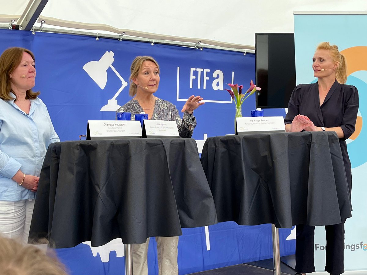 Topdanmark (@topdanmark) on Twitter photo Kan vi eksperimentere os til bedre arbejdsliv? “Vi tror på, at når medarbejdere er den bedste udgave af sig selv, skaber man også bedste resultater” - Louise Hørdum, koncerndir. for HR & Komm. i Topdanmark på #fmdk med Charlotte Hougaard <a href="/Formandskabet/">Forsikringsforbundet</a>, Pia Hauge, @Henrietterald Kan vi eksperimentere os til bedre arbejdsliv? “Vi tror på, at når medarbejdere er den bedste udgave af sig selv, skaber man også bedste resultater” - Louise Hørdum, koncerndir. for HR & Komm. i Topdanmark på #fmdk med Charlotte Hougaard <a href="/Formandskabet/">Forsikringsforbundet</a>, Pia Hauge, @Henrietterald