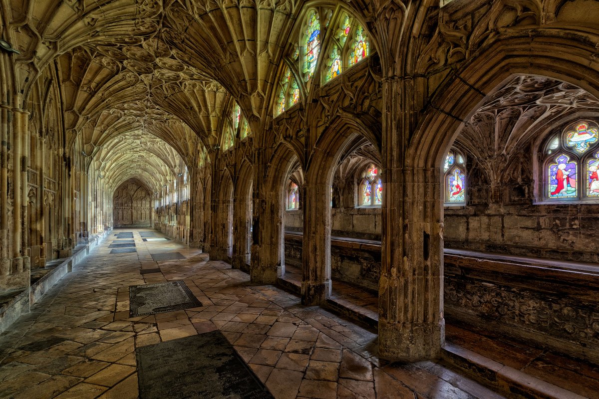 As part of our 10-year Development Plan, we are going to be carrying out long-term conservation work on the Cathedral’s magnificent Cloister. More details will be shared soon, but in the meantime, we want to know what the Cloister means to you! Please let us know👇 📷 Kevin Lewis