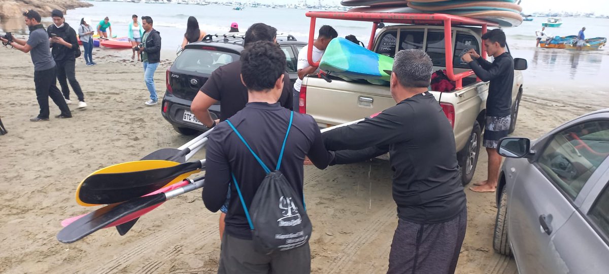 PactoVerdeEC's tweet photo. #MantaXLosOcéanos2022  | Escuelas y clubes de deportes acuáticos, se suman a esta gran minga.
Equipos de paddle y kayak se alistan para el arranque de las labores de limpieza en la superficie marina.
Santa Marianita, Murciélago, Tarqui y Los Esteros son los puntos de la actividad https://t.co/tAAP4Bjegv