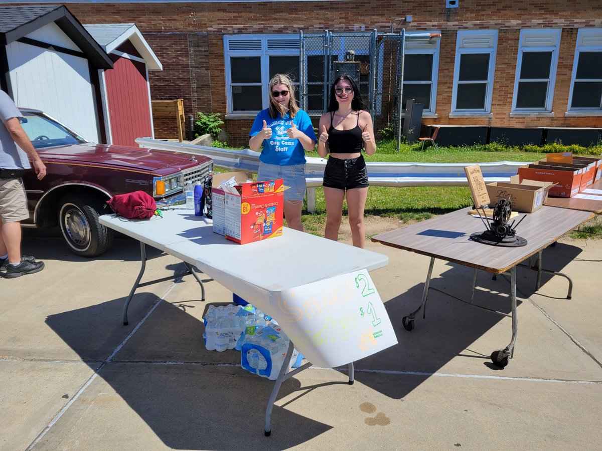 Oceanside Robotics is selling snacks and water at the Oceanside High School 1st Annual Car Show! Stop by and help support us :)