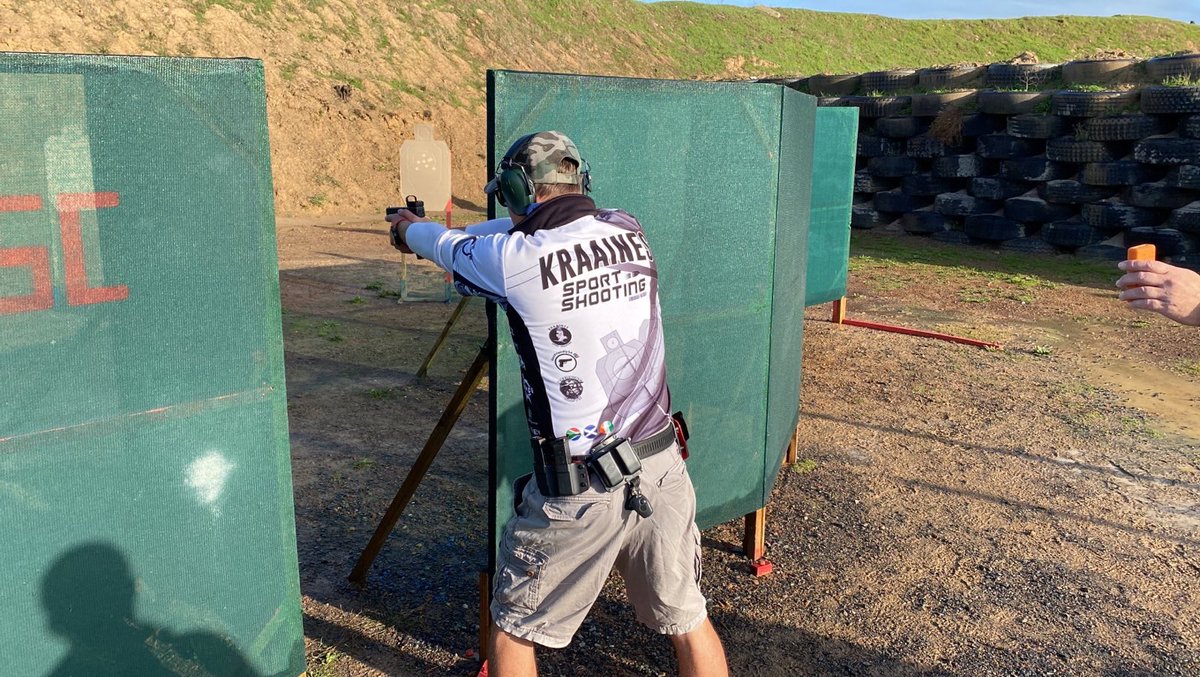 GUNFRIENDLY_SA's tweet photo. Sport shooting club competition with #Kraaines at #KSSC another successful and enjoyable day at the range #RangeDay #safecitizen #Legalgunownership #SADPA https://t.co/goksfuJYPq