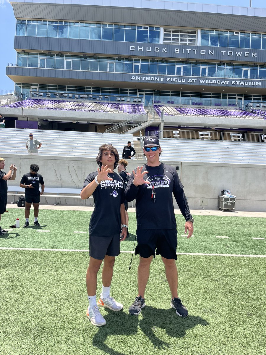 Great Camp <a href="/ACUFootball/">ACU Football</a> Lots of fun and Learned a lot <a href="/Coach_MattClark/">Matthew Clark</a> <a href="/coachp_ACU/">Keith Patterson</a> @Coach_CThomas