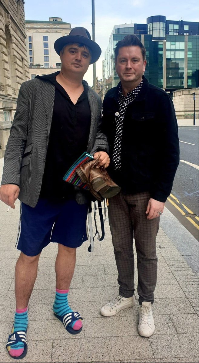 ExploreLpool's tweet photo. 💬 | On the release of his new book, "A Likely Lad", music writer @MatthewMozzer interviews singer-songwriter Pete Doherty.
 
"Walking on stage... is like skipping to the gallows."

READ NOW 👉 https://t.co/4qXQDxX4vO https://t.co/07TK7TRlxI