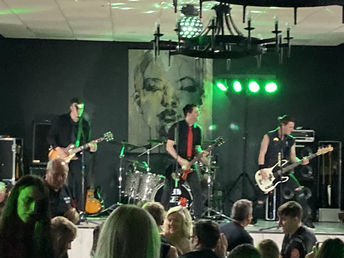mannall_patrick's tweet photo. @GreenDay Can I get a retweet, at a tribute for Luke’s 21st @phoenixnights in farnworth UK with @GreenHazeBand. He passed far too young. You’re mums rocking the house for you Luke ❤️ https://t.co/EixX3mu2J2