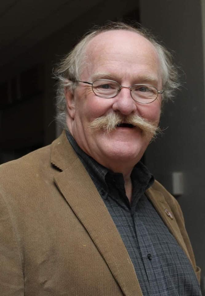 BOSTON_EMS's tweet photo. Boston EMS sadly announces the death of Capt. George Murphy (Ret). A 32+ year veteran who was a mentor to hundreds of EMTs and medics in and outside the department. He was also the Santa you wanted every Christmas. https://t.co/UjQ46cplxL