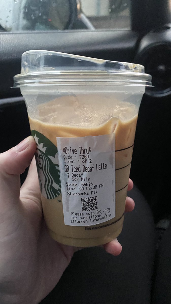 StarsOnMyFeet's tweet photo. Get all the way home to find out they forgot the caramel.. again 😩🙄 @StarbucksUK #starbucksmerryhill https://t.co/7bsUysfnOB
