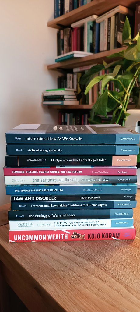 Elated to be the one who gets to discuss 12 fabulous new books for the @IntlLawPolitics CRN @law_soc #Lisbon2022 by LianneBoer, IsobelRoele, @ElianaCusato , @ruawall , @aoifemod , @KojoKoram, GerrySimpson, @NinaReiners, Hadeel Abu Hussein, @fdelond @silvilunazul & @MaddyChiam 🥳
