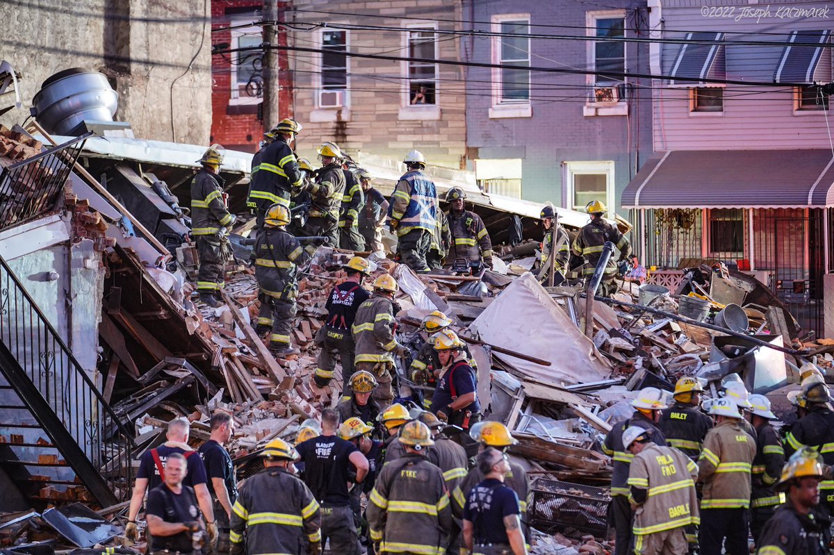 1 Firefighter dead, 5 others rescued after Philly house collapse 6.18.22