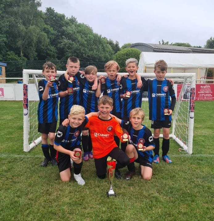 VXDynamosFC's tweet photo. Here they are .... our U9's Buckley Tournament winners!
Exceptional performance from the boys, conceding only 1 goal all day and going on to win 3-0 in the final.
Thanks to our very own Pep Guardiola @vitelli.mike
#Wegoagainnextweek! @buckleytown_jfc @BTFCofficial77 https://t.co/50JuHSZtby