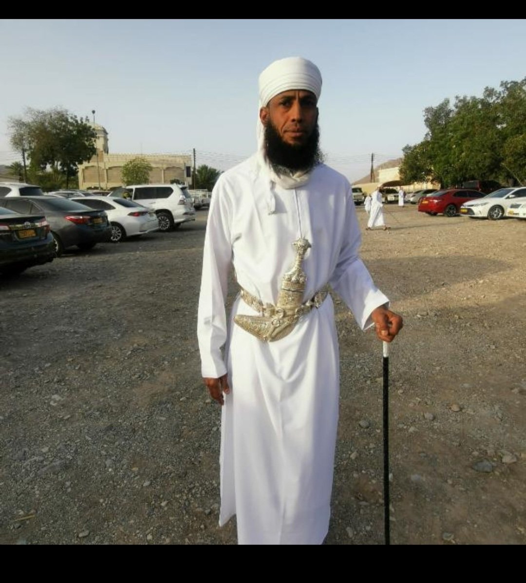 أللهم كما حفظت علي وسالم ورددتهم إلى اهليهم..أللهم رد لنا عمي فوزي واحفظه سالما معافى يا أرحم الراحمين 🥲