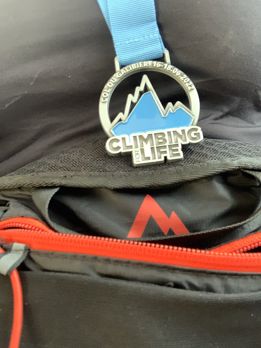 Marianne1508's tweet photo. Mensen!!! Ik heb de col du Galibier beklommen!! #trots #climbingforlife #diabetesawareness https://t.co/hlpUgw4xUY