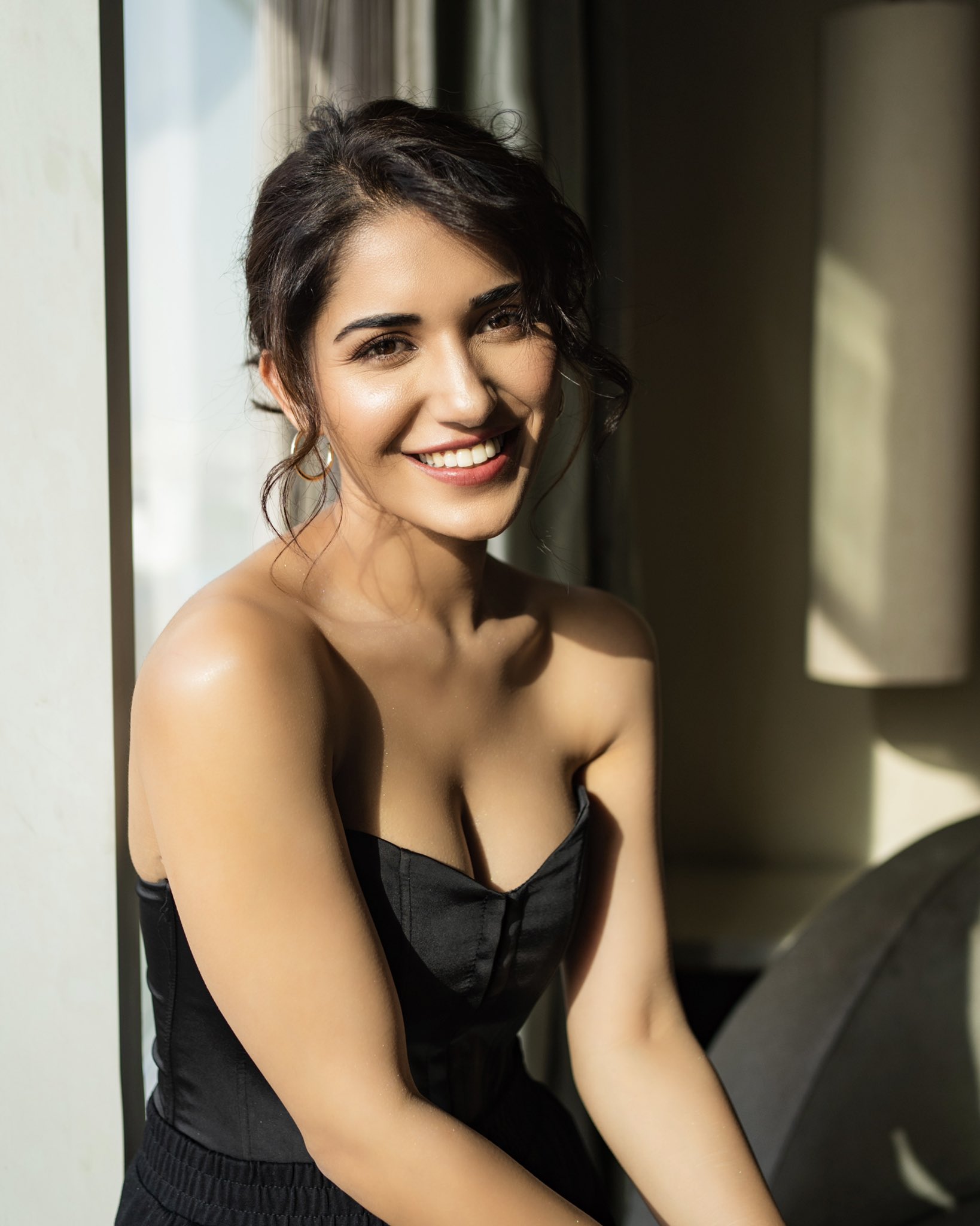 FVjBhA9UsAAWcY8.jpg:large