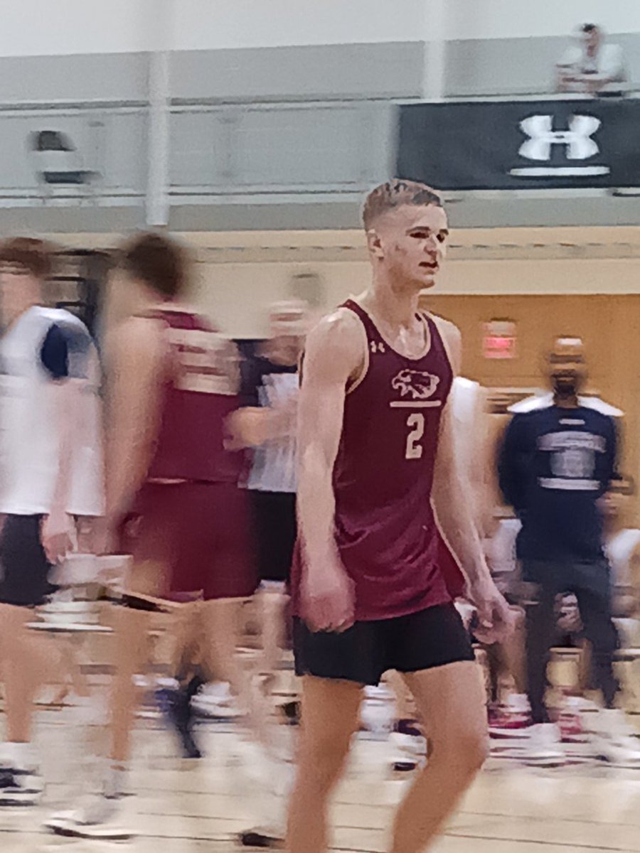 chickg3's tweet photo. Saturday Eye-Catchers @PhillyLive Pt. 2- Cardinal O'Hara- 6'2" '24 Aasim "Flash" Burton in white jersey &amp; Christian Cervellero, Episcopal School (FL), 6'1" '23 Beza Miller #1 &amp; 6'1" '24 Kent Jackson #2. https://t.co/VeULpml4vf