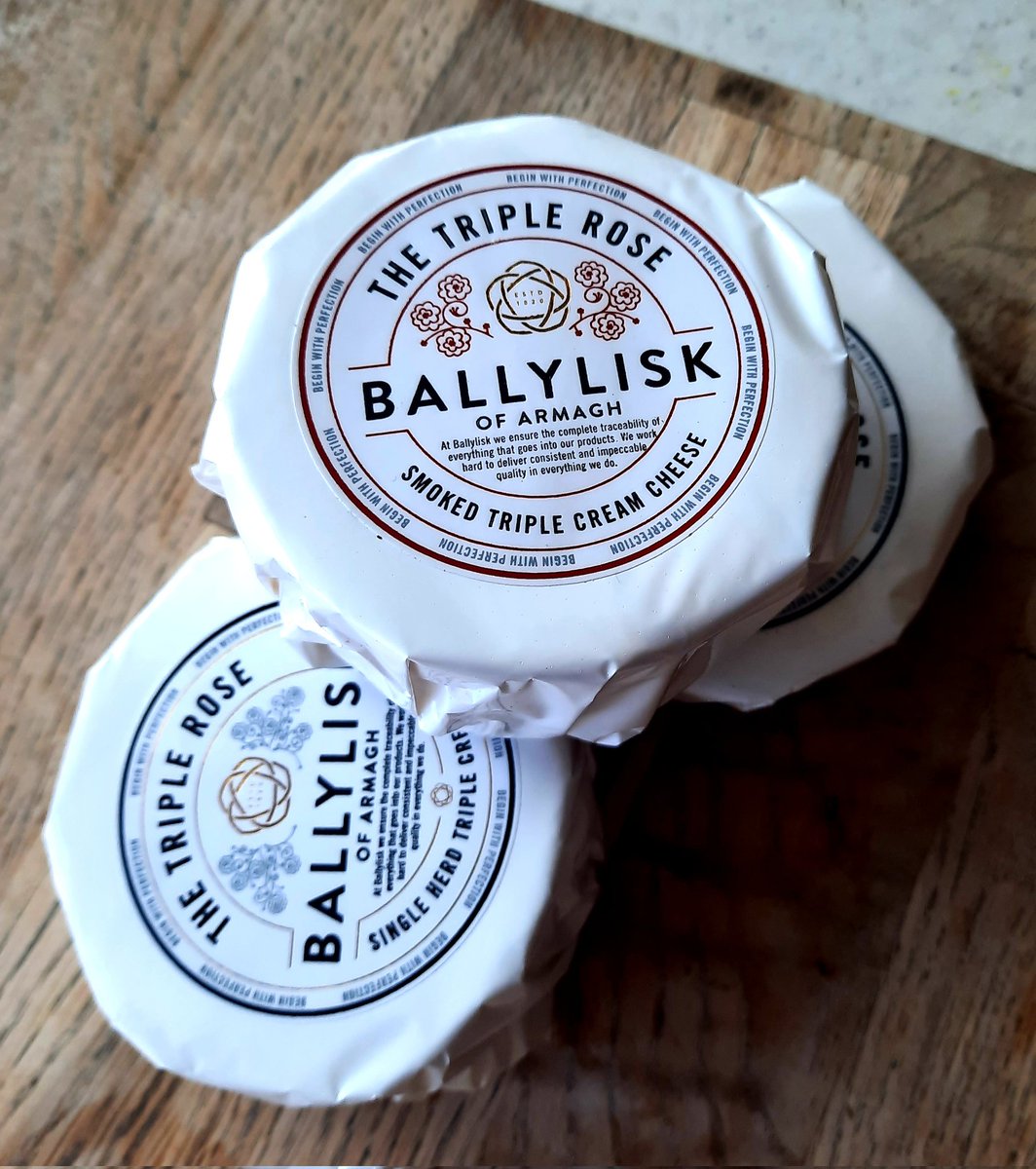 flahertycom's tweet photo. You know it's been a good day when I'm home with these beauties @ballyliskarmagh 🥰🧀
Top class salesman today 👏 @LongMeadowCider #openfarmweekend https://t.co/PX2oq8v3PV