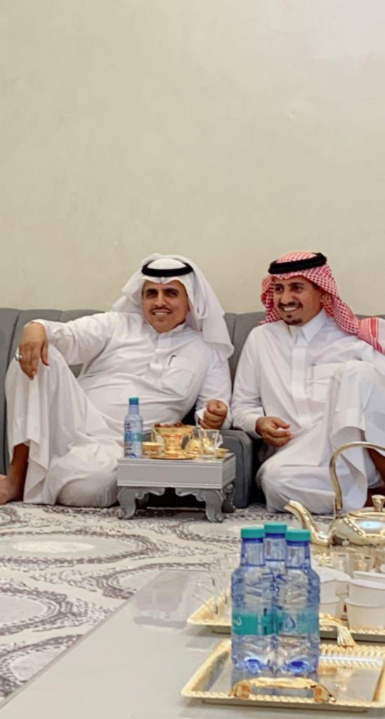 salm_alas's tweet photo. زيارة الاستاذ / علي بن هادي بن سعود ابن شويله  ال سالم واخوانه للوالد بمدينة الرياض https://t.co/2T55G8y4XQ