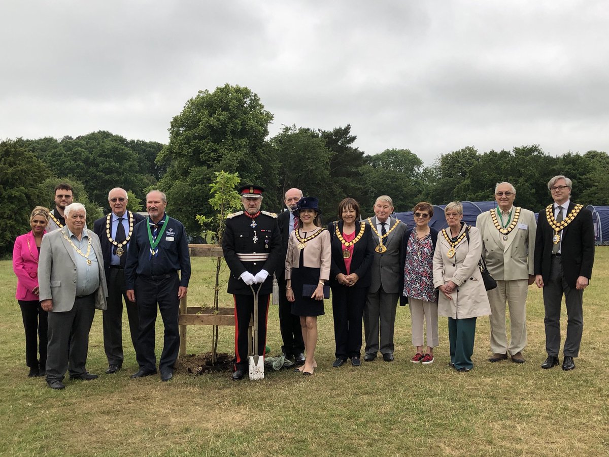 hertslieutenant's tweet photo. An honour to chair the AGM of ⁦@HertsScouts⁩ as President followed by planting 3 Oaks for ⁦@QGCanopy⁩. Then presenting a number of awards and meeting the Scouts off to the jamboree in S. Korea next year. ⁦@HertsScoutsCyc⁩ ⁦⁦@CCHertsScouts⁩ https://t.co/T0QGZ4ijd8